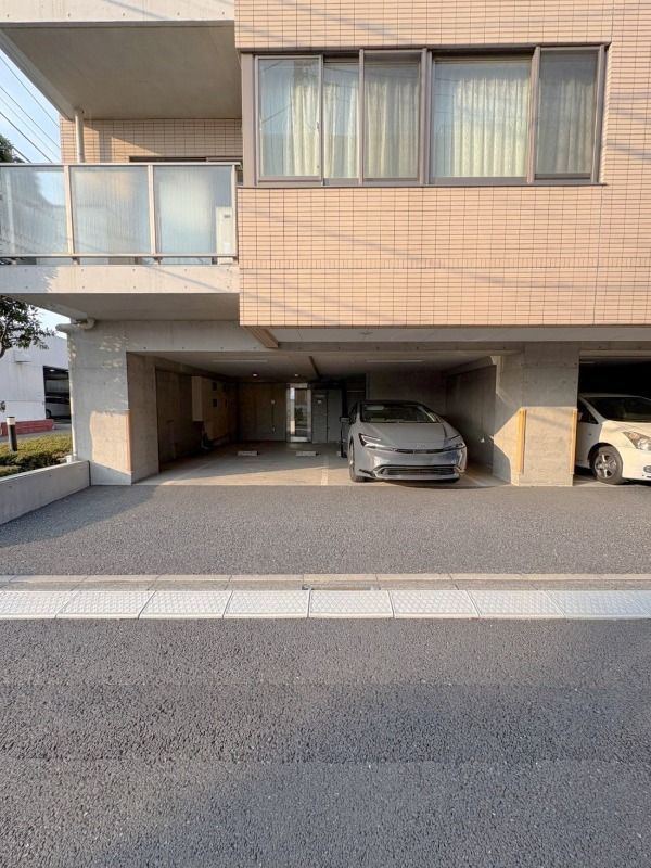 グリーンヒルズ上野毛 駐車場