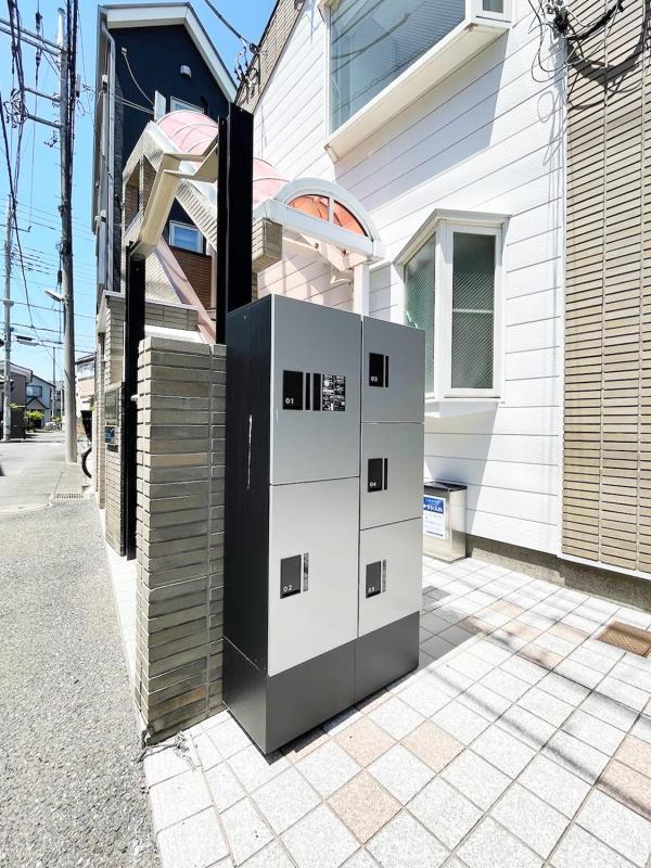 調布ウエスト1階 エントランス