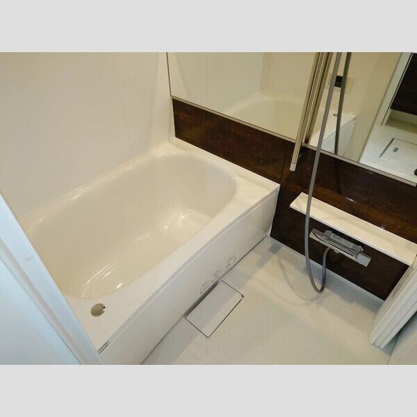 セレスティア興野105号室 同建物別部屋の参考画像