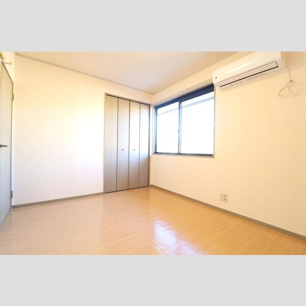 メゾン・ド・ラフィーネ　A201号室 北側洋室