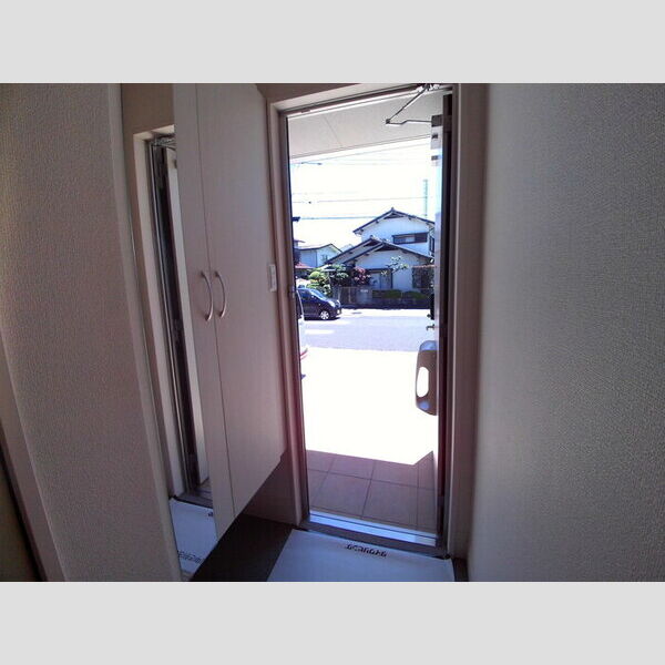 Lune soleil(ルナ・ソレイユ)　A 玄関