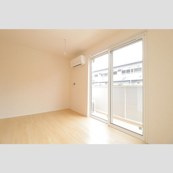 ゼルコバ　Ⅱ リビング