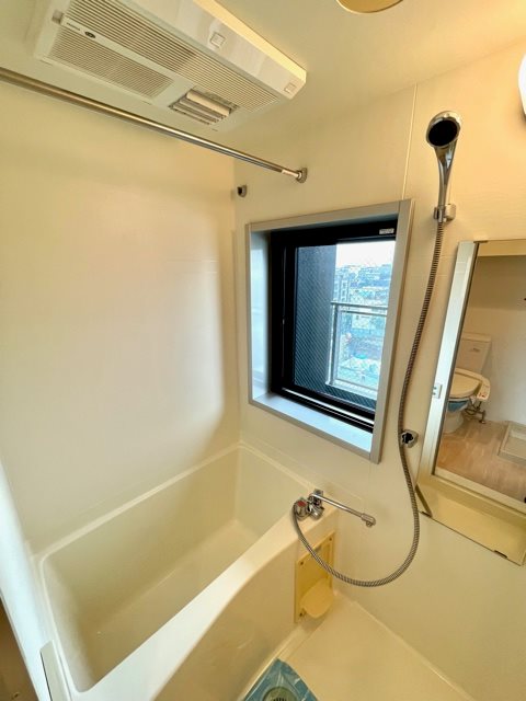 レジディア市谷薬王寺5階 お風呂