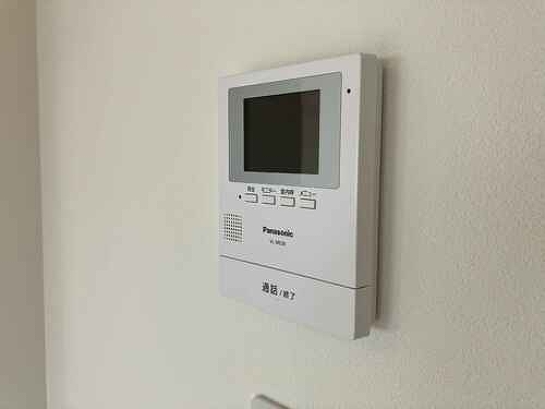 ニックハイム鶴見第二4階 TVモニター付きインターホン