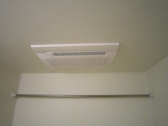 ネオ・いしばし105号室 浴室乾燥機（イメージ）