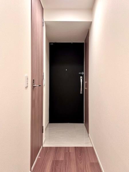 エミリブ東長崎4階 玄関