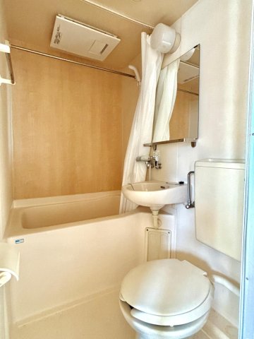 サンフラワー仲町ハイツ101号室 トイレ