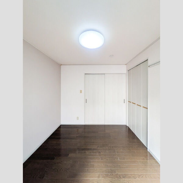 ヴァンベール富士美101号室 洋室