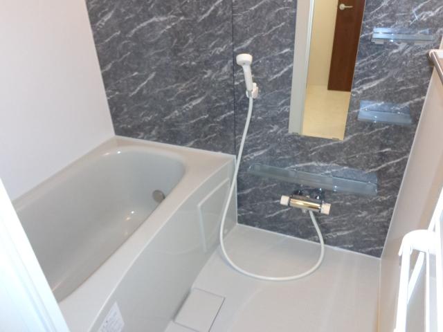 グランドゥール・メイ00205号室 バス