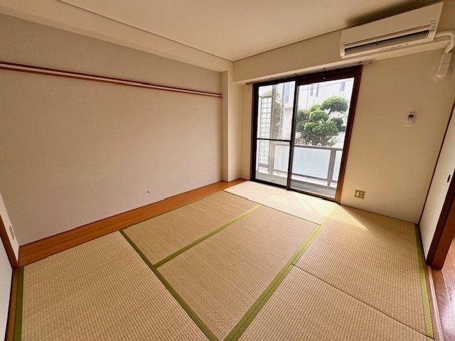 エステート市ヶ尾4階 和室