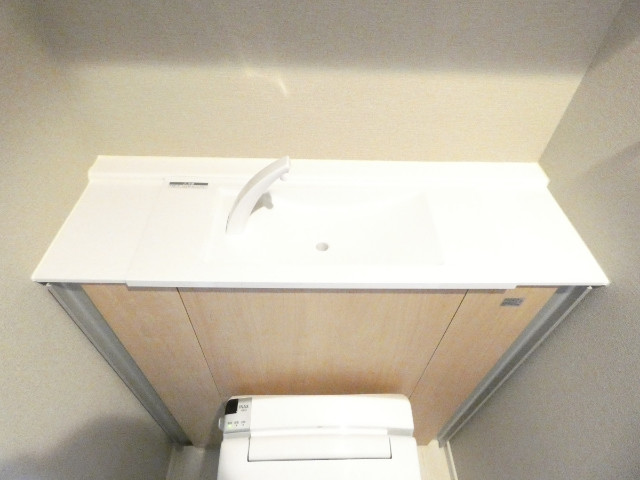 ネベル戸越公園7階 トイレ手洗い場つき