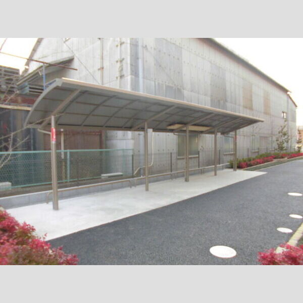 エミネンス 駐輪場