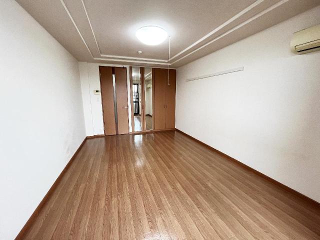 パラシオン平塚 洋室