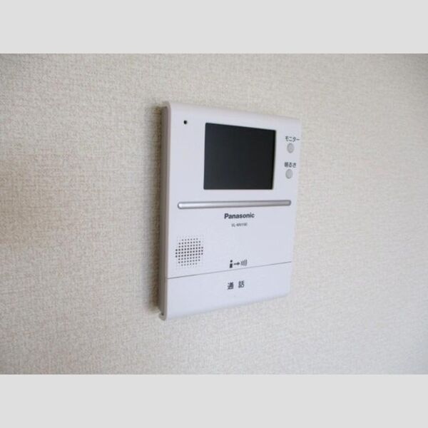 カサベルデ　C201号室 モニター付きインターホン