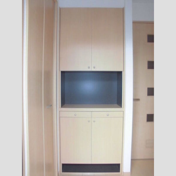 リヴィエール102号室 玄関