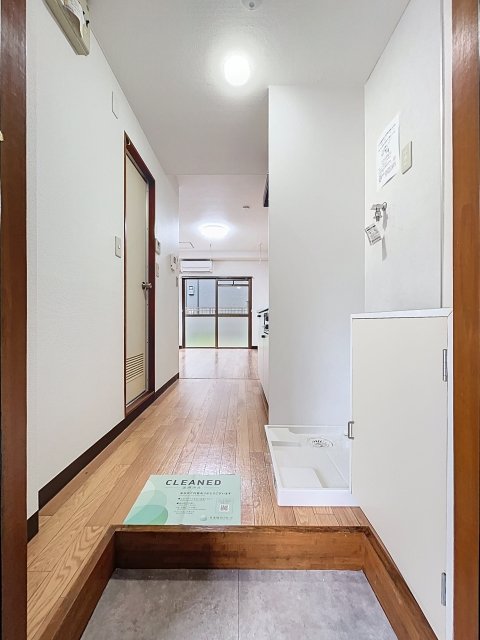 パークレイン三田1階 玄関