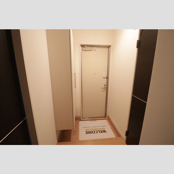 グランデュール55　B101号室 玄関