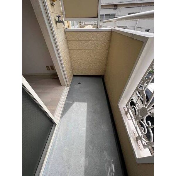 クレスト津田沼第010203号室 バルコニー