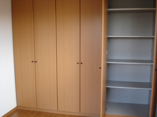 インマヌエル105号室 収納