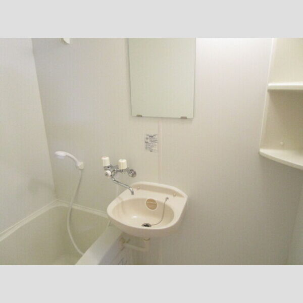 シーサイドスクウェア・Y102号室 同建物別部屋の参考画像