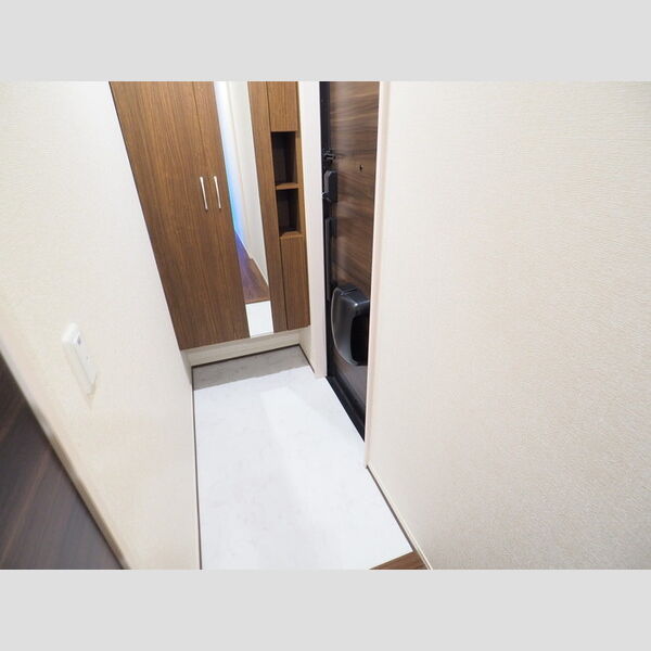 T's TERRACE 大倉山 玄関(シューズボックス)