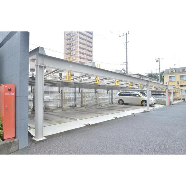 コンフォートソシアK 駐車場