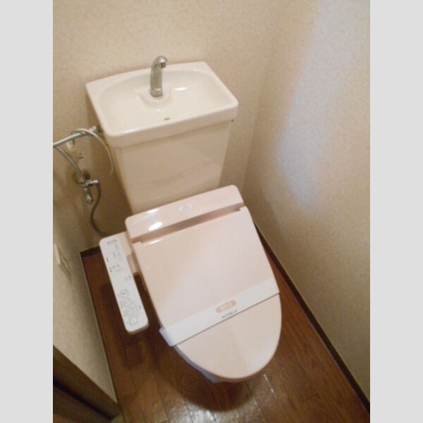 ボヌール・エム101号室 温水洗浄便座