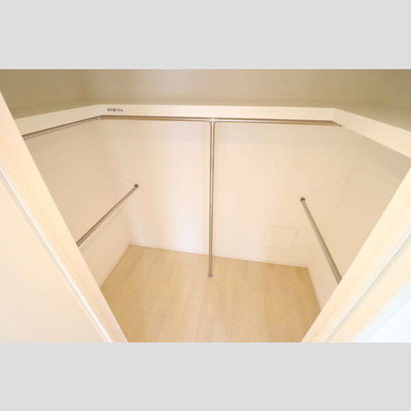 グランヴレーユ205号室 収納