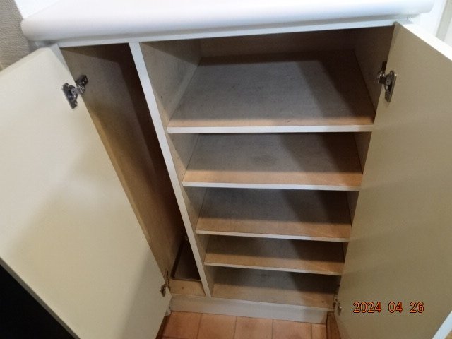 ビッグヴァンステイツ伊勢佐木南第２ 靴入