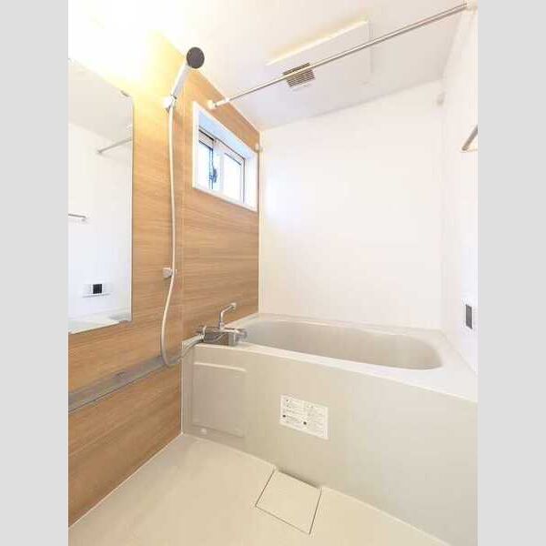 ヴェルサン調布101号室 浴室