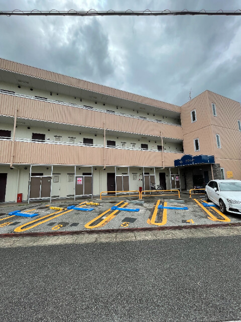 ベルフラット2階 外観