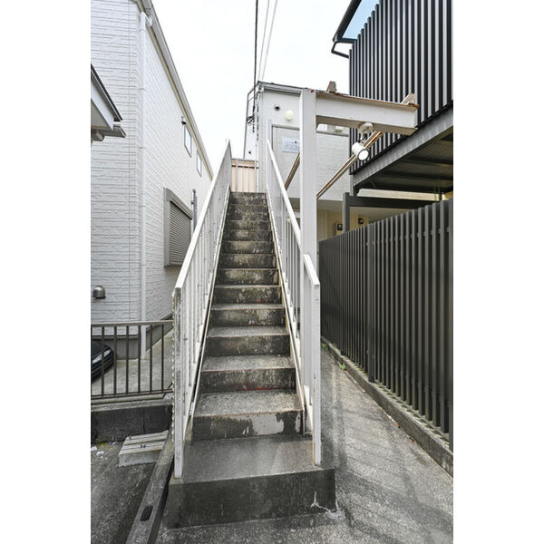 エムズ横浜 外観