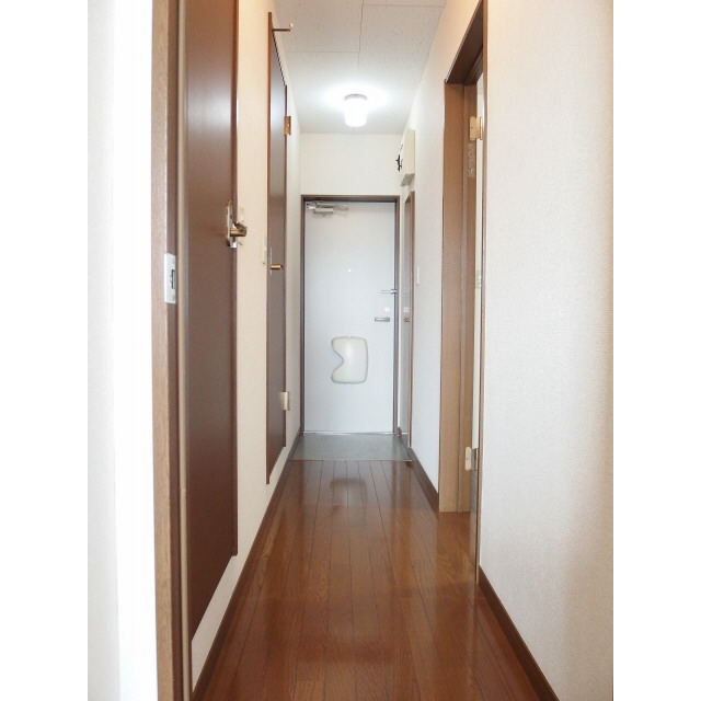 プレジール R102号室 内観