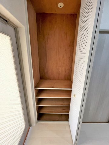エストフレアＢ棟0202号室 大きなものも収納できそうです