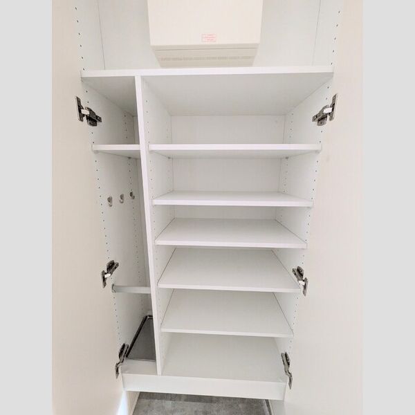 ロイジェント潮見0404号室 シューズボックス