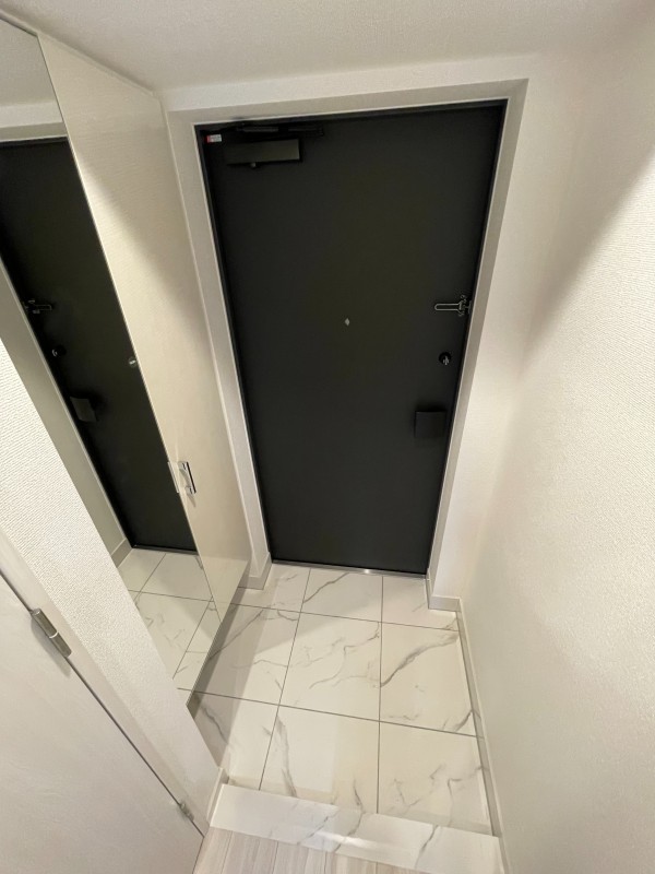 クレイシアIDZ蒲田6階 玄関