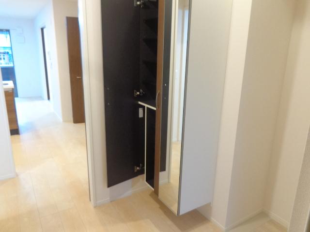 ルミナス　ケイポート 下駄箱