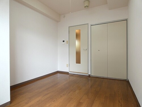 アーバンヒルズ吉野町 洋室