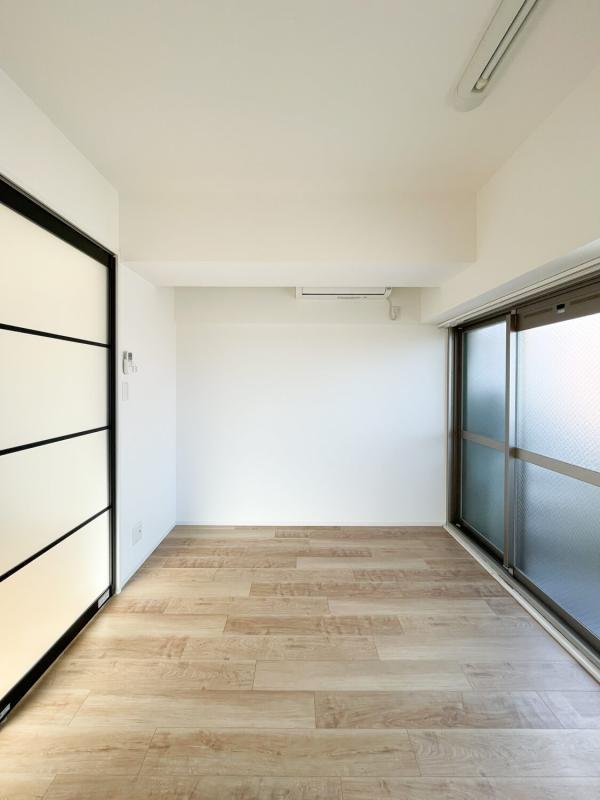 秋山ビル 居室、リビング