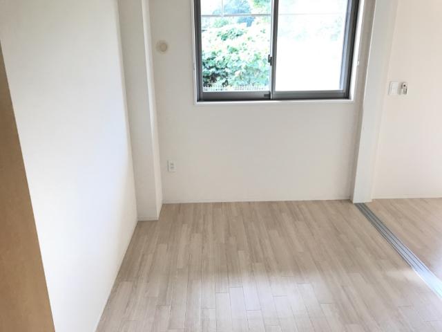 Ｇｌｏｒｉａ　Ｈｉｌｌｓ（グローリア　ヒルズ） 洋室