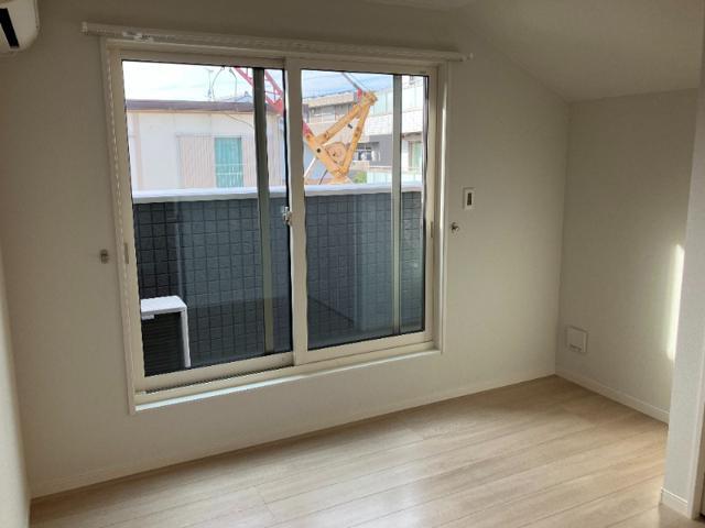 カモナジョイナス2階 寝室