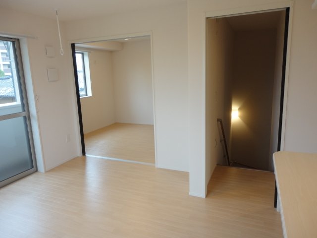 ハピネス リビング