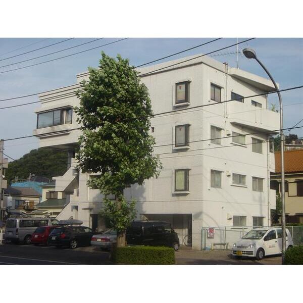 第3秋山エンタービル 外観