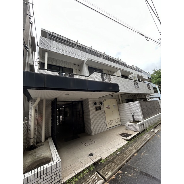 エヴェナール代々木202号室 外観