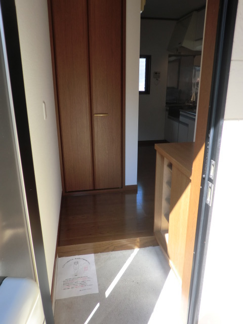 ロンウェル菊名　Ａ棟 玄関