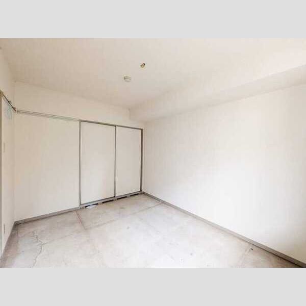 メゾン・ソレイユ103号室 和室