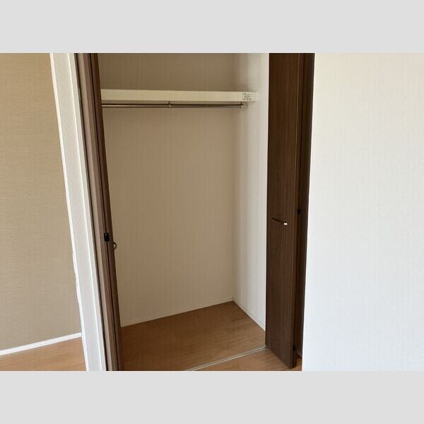 ファインパレスSuwaⅢ 収納