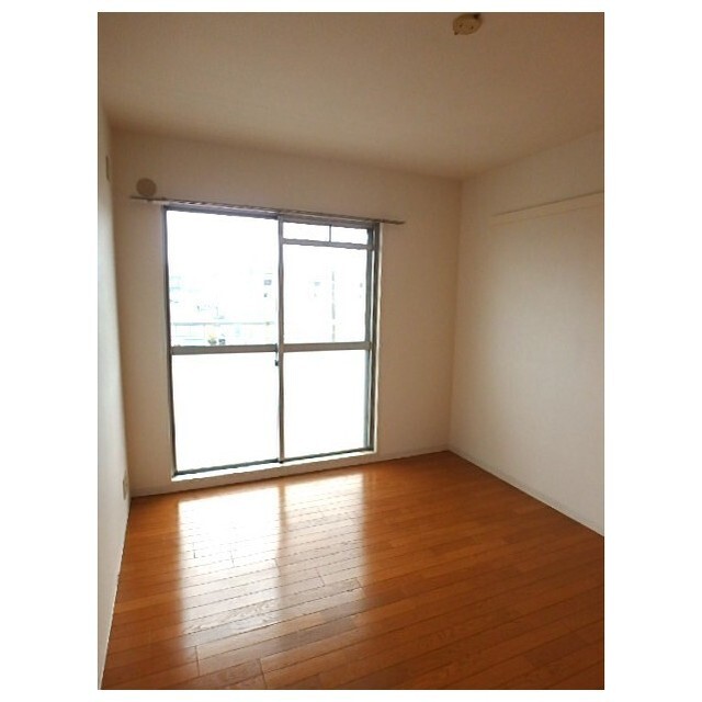 豊ロイヤルマンション401号室 内観