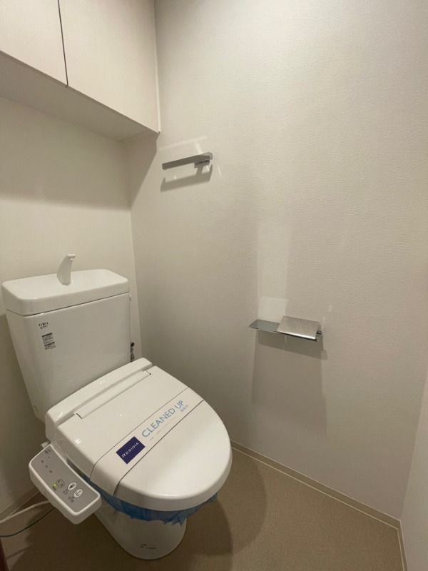 レジディア千駄木3階 トイレ