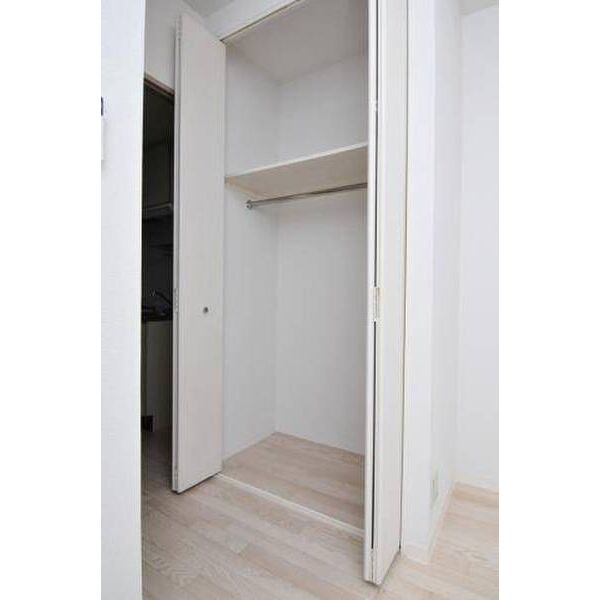 メゾン・ド・ヴィレ荻窪0108号室 収納